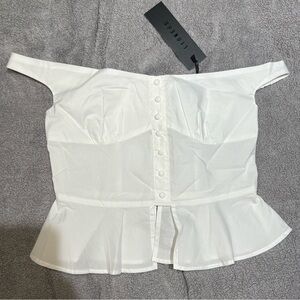 Lioness off shoulder top